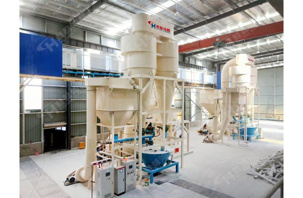 雷蒙磨325碳酸鈣產(chǎn)量：鴻程HC1900大型雷蒙磨客戶實(shí)例